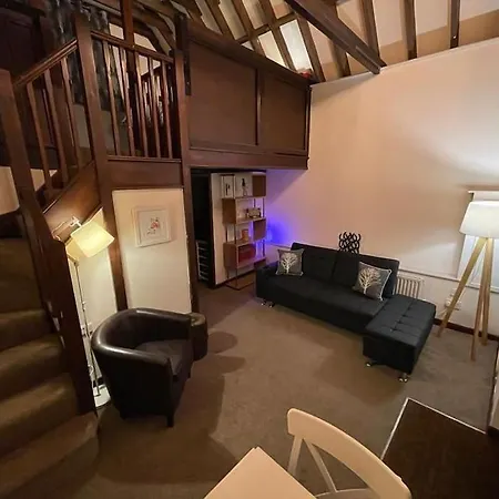 Cosy Cottage Next To Farmers Arms Country Pub. Gloucester Exterior foto