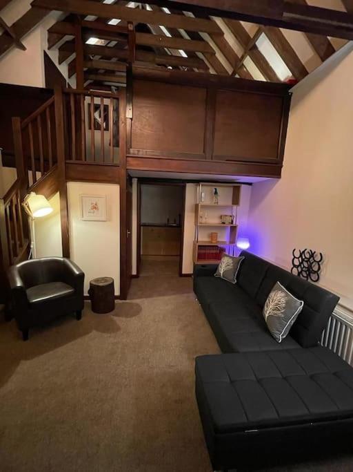Apartamento Cosy Next To Farmers Arms Country Pub. *